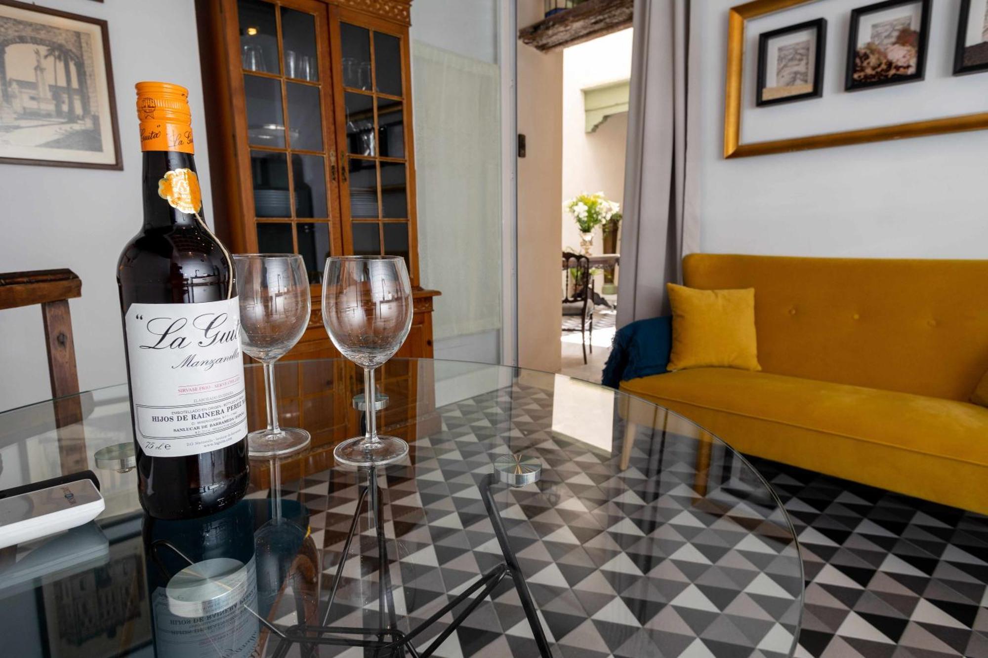 Casa Portus Gaditanus S XVIII Patio Andaluz إل بويرتو دي سانتا ماريا الغرفة الصورة